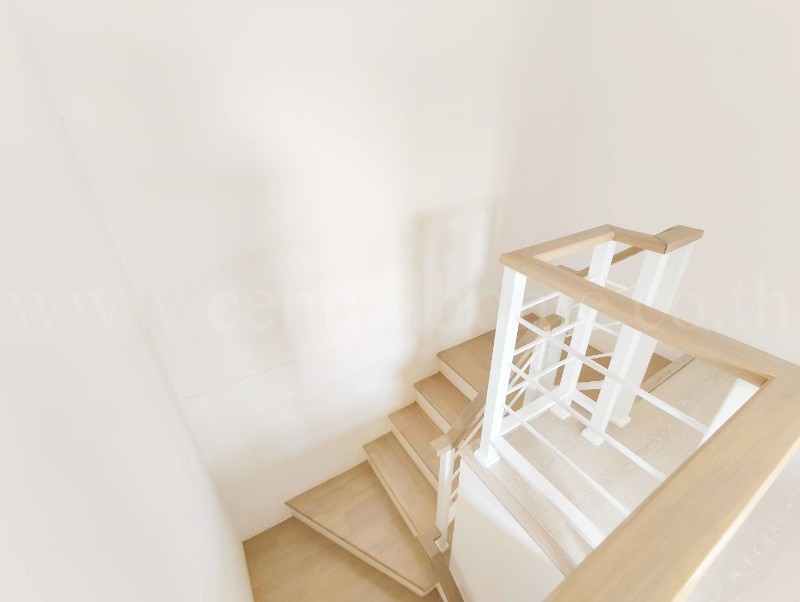 main-10