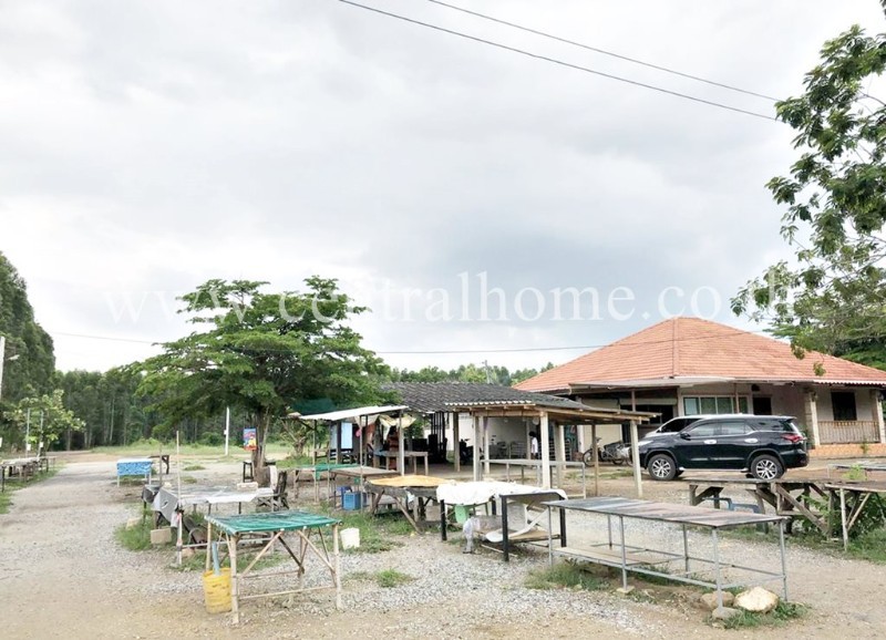 บ้านชั้นเดียว พร้อม ที่ดิน 4 - 1 - 45 ไร่ จังหวัดฉะเชิงเทรา