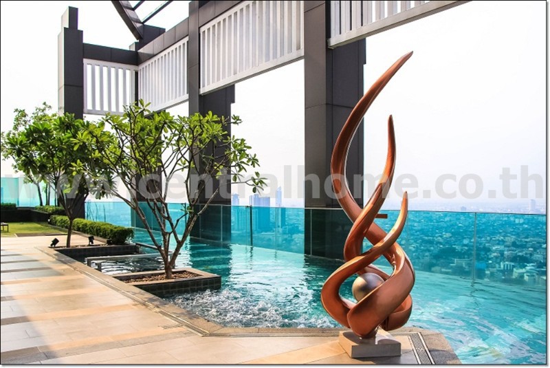 คอนโด ริธึ่ม สาทร ใกล้ BTS ตากสิน