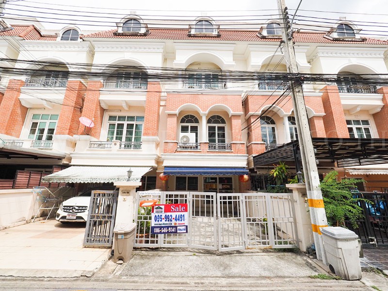 ทาวน์โฮม คาซ่าซิตี้ นวลจันทร์ 1 Casa City Nuanjan 1