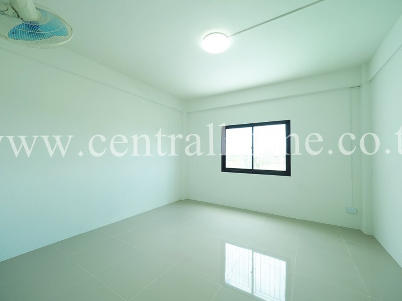 อาคารพาณิชย์ ถนน สำเร็จพัฒนา ศาลากลาง บางกรวย