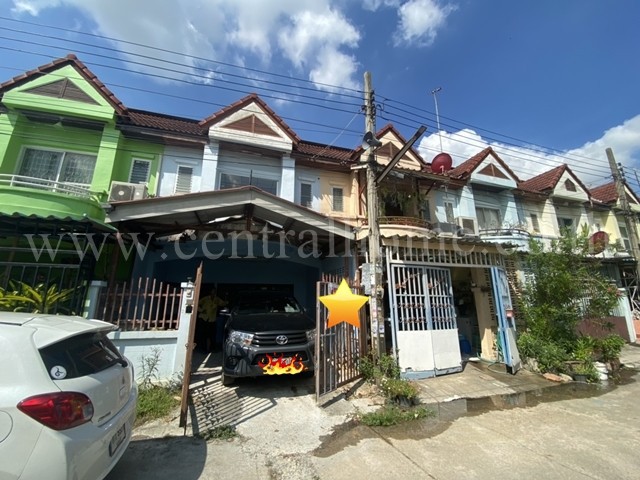 ทาวน์เฮ้าส์ หมู่บ้าน พารวย บางบัวทอง พร้อมผู้เช่า