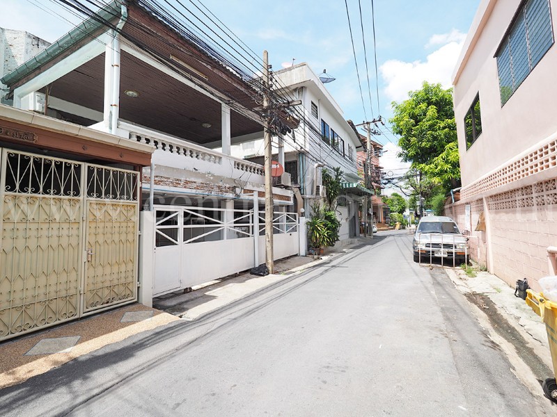 main-2